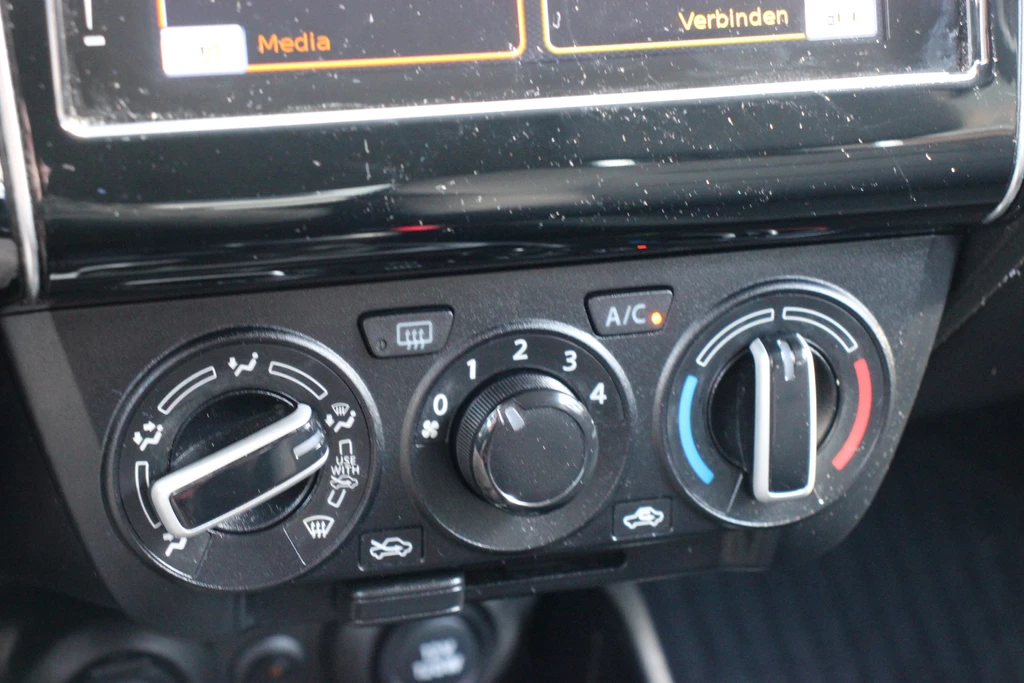 Suzuki Swift – foto 15