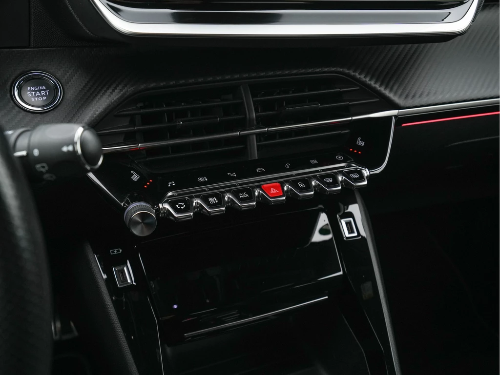 Peugeot e-208 – foto 15