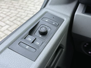 Volkswagen Transporter – thumbnail 19