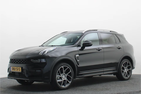 Lynk & Co 01 1.5 360° Camera, Panoramadak, Apple Carplay, ACC, Keyless, Zwarte hemel,, LED, 20''