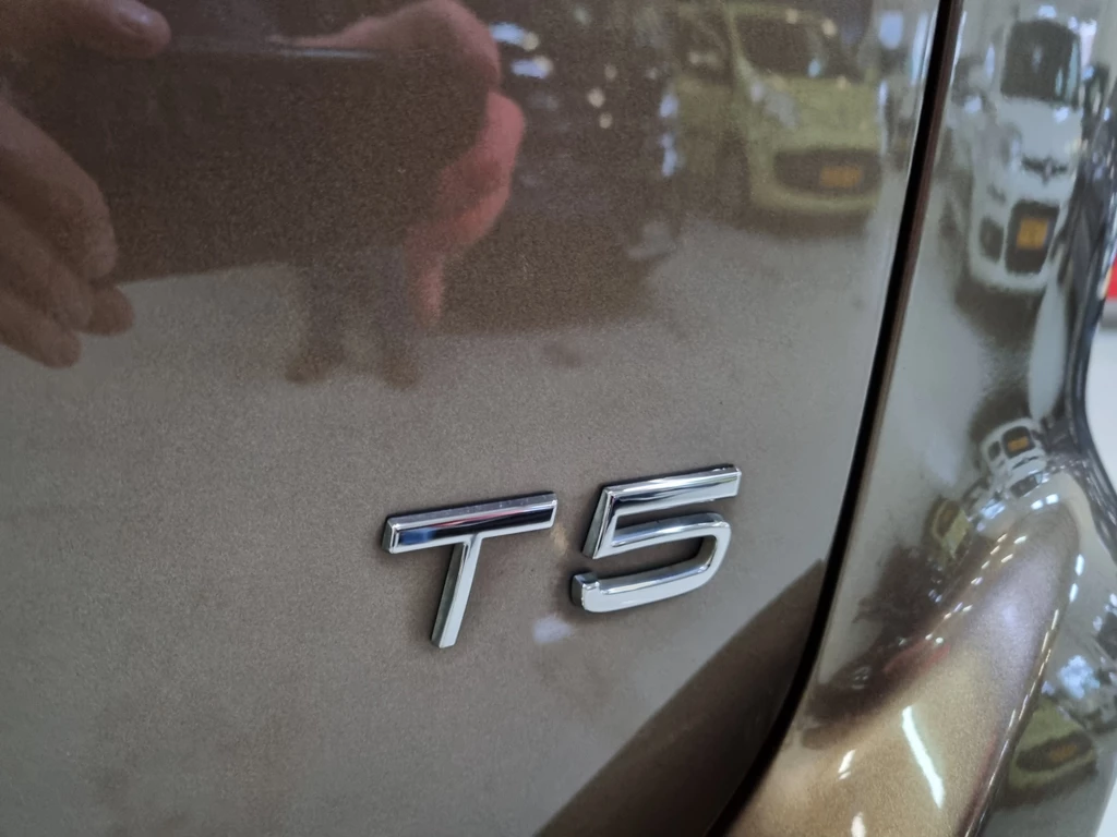 Volvo XC60 – foto 17