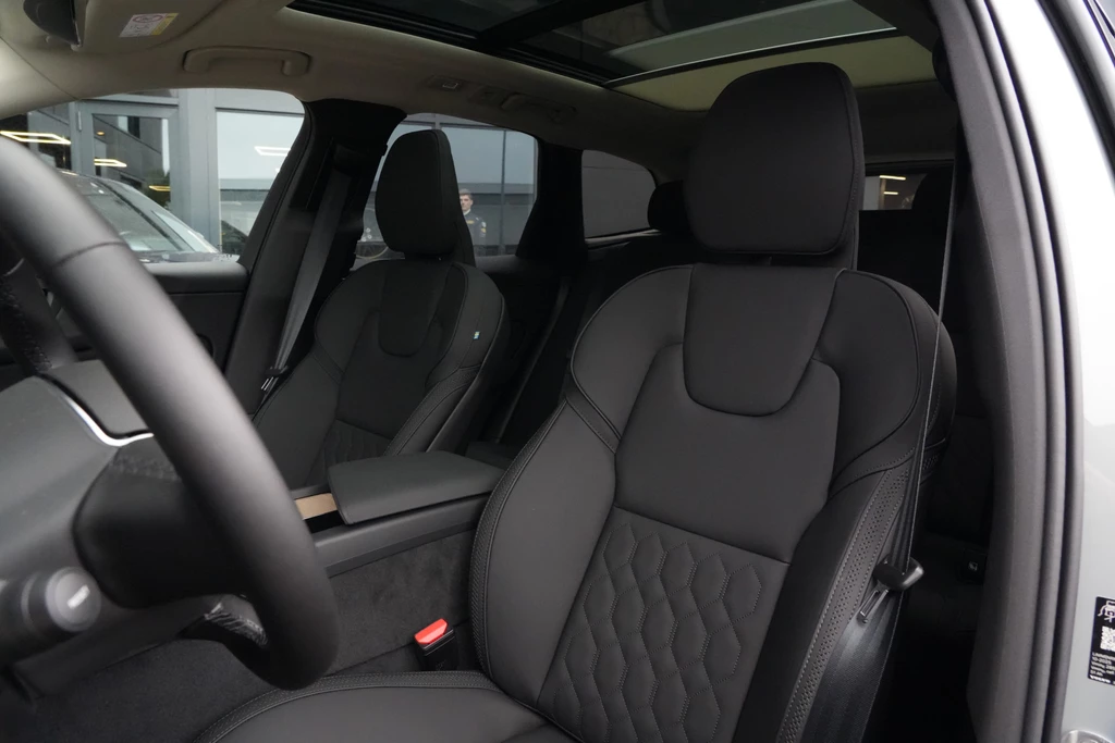 Volvo XC60 – foto 8