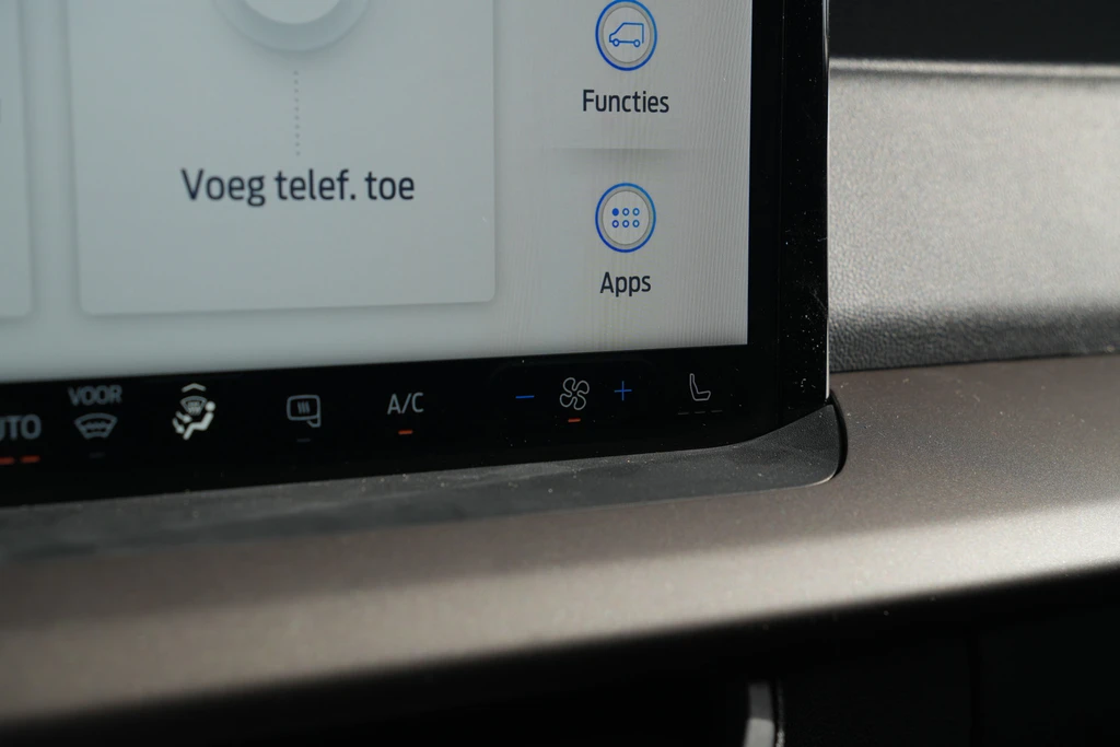 Ford E-Transit Courier – foto 32