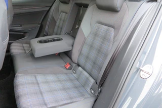 Volkswagen Golf – thumbnail 27
