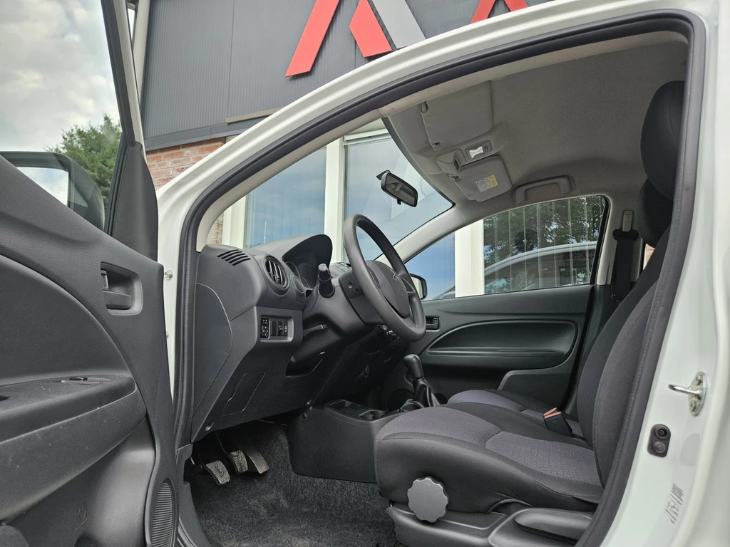 Mitsubishi Space Star – foto 13