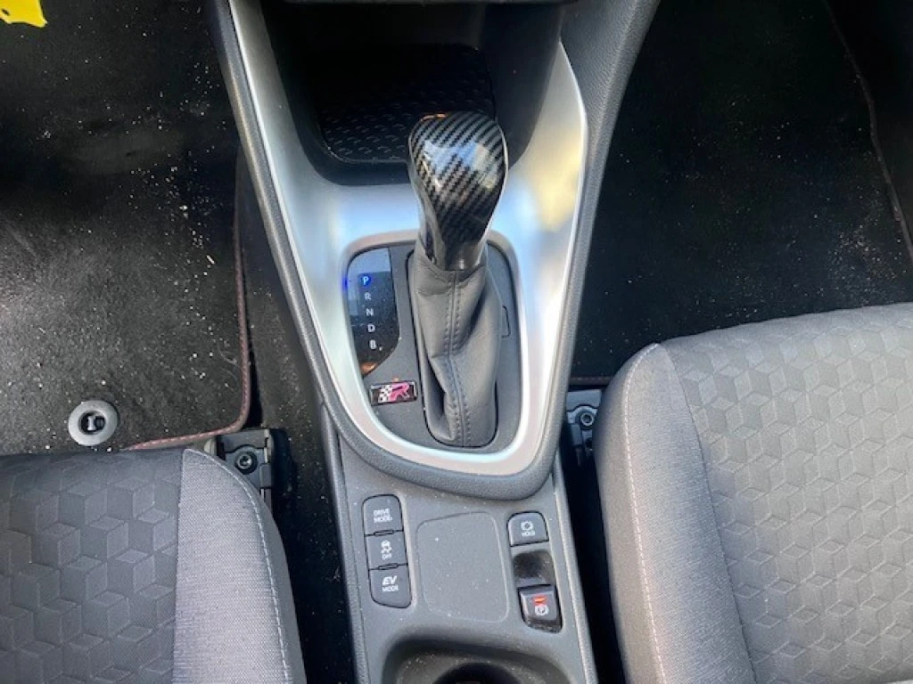 Toyota Yaris – foto 8