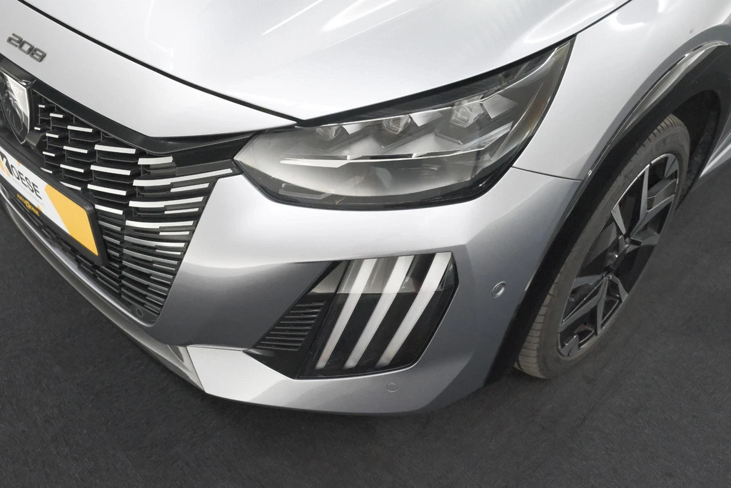 Peugeot e-208 – foto 25