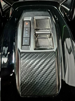 Peugeot 208 – thumbnail 31