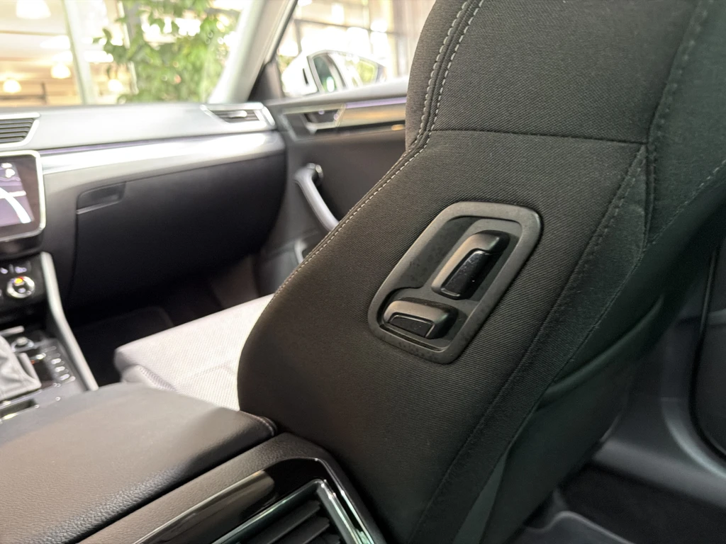 Škoda Superb – foto 53