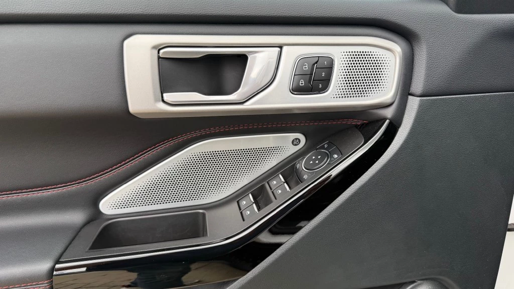 Ford Explorer – foto 27