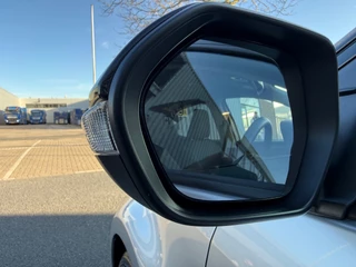 Toyota Yaris – thumbnail 25