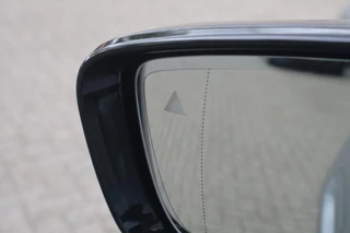 BMW i4 – thumbnail 24