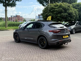 Alfa Romeo Stelvio – thumbnail 2