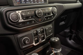Jeep Wrangler – thumbnail 24