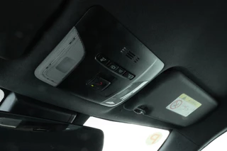 Toyota Corolla Touring Sports – thumbnail 37