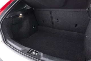 Volvo V40 – thumbnail 36