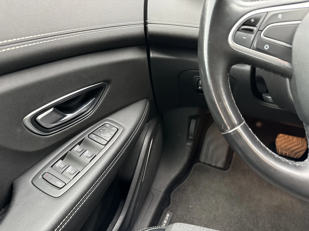 Renault Grand Scénic – foto 16