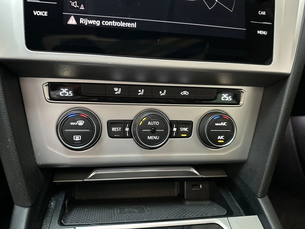 Volkswagen Passat – foto 24
