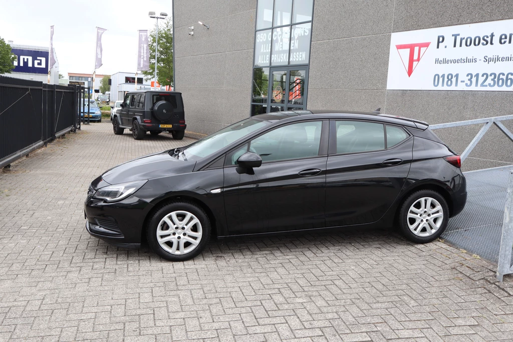 Opel Astra – foto 2