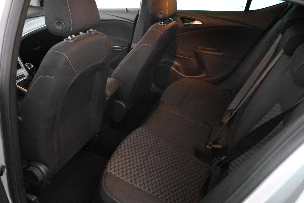 Opel Astra – foto 11
