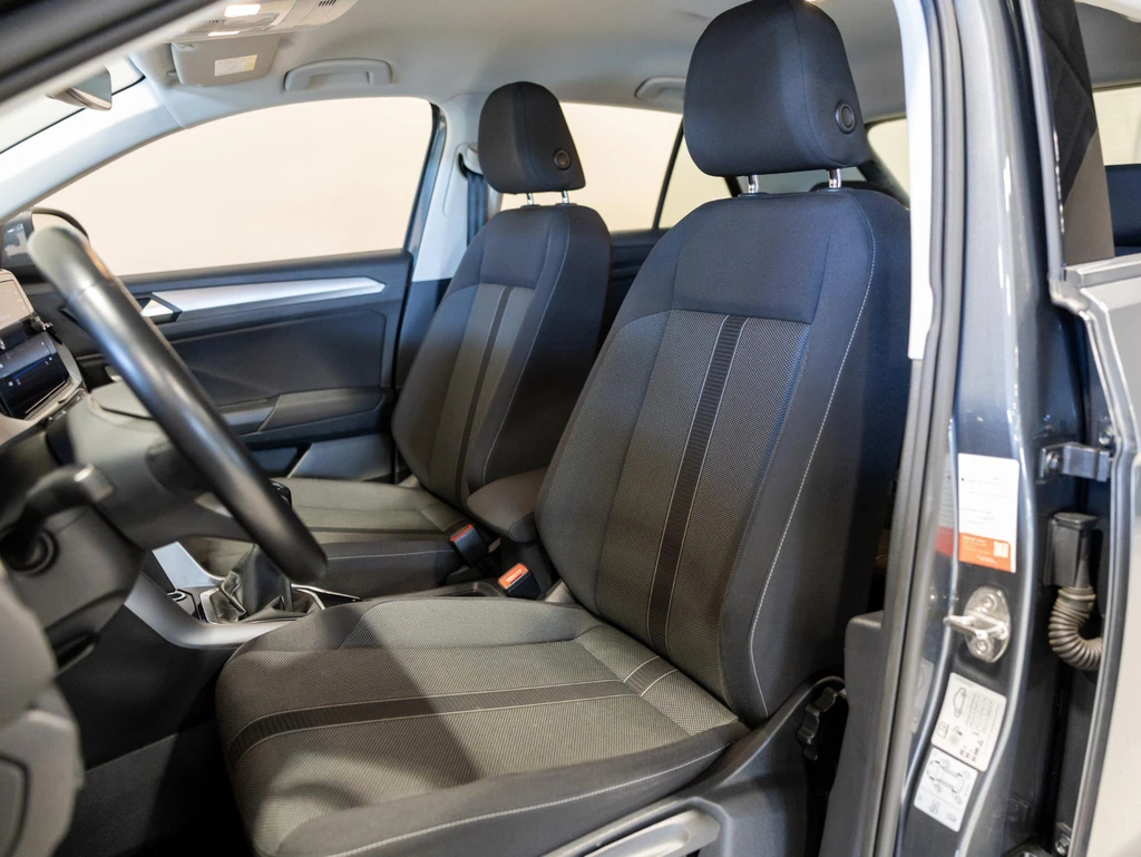 Volkswagen T-Roc – foto 12