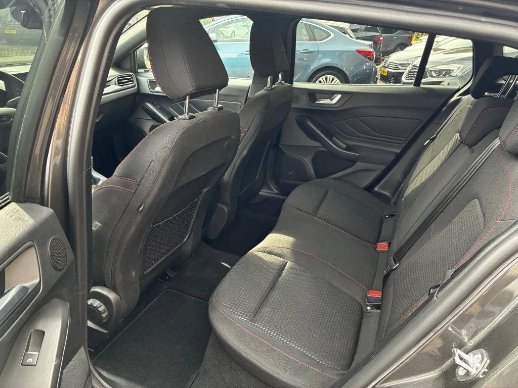 Ford Focus – foto 11