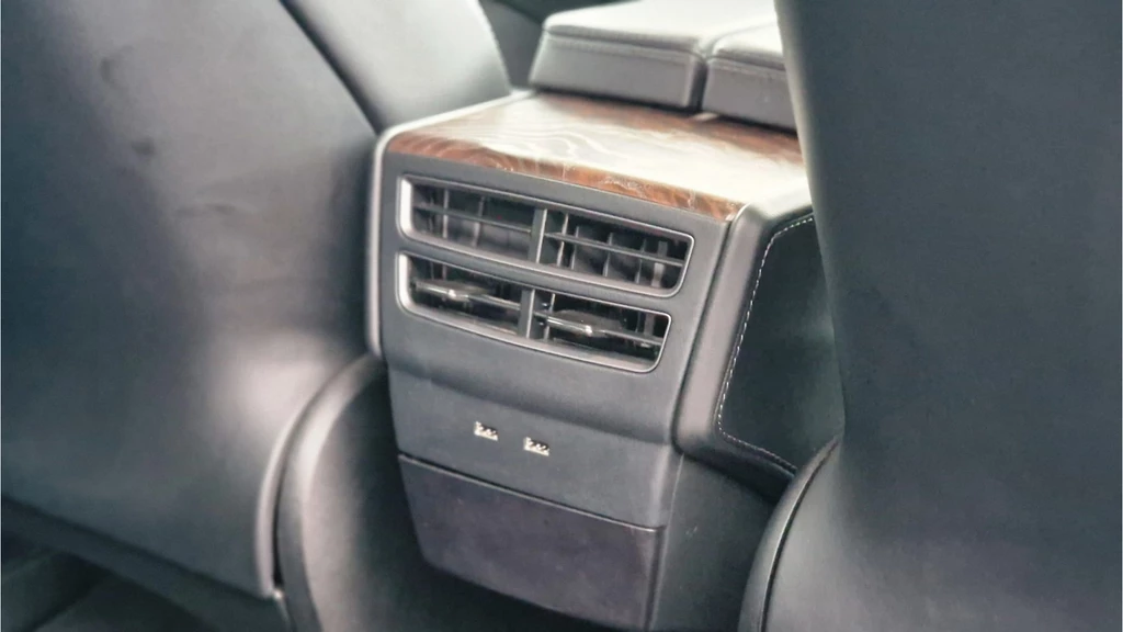 Tesla Model X – foto 38