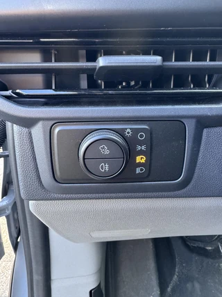 Ford E-Transit Custom – thumbnail 14