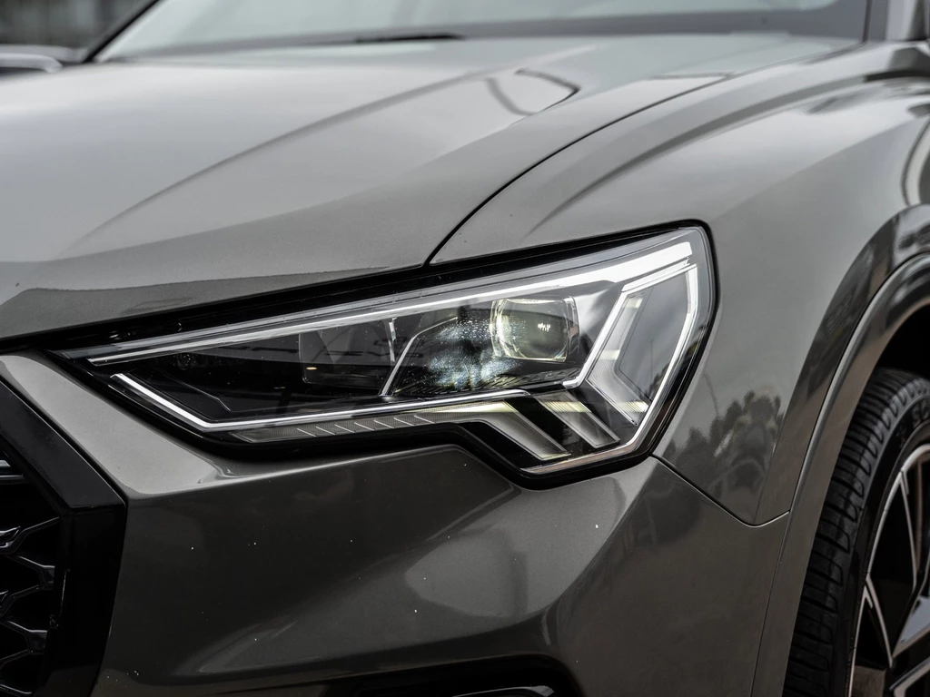 Audi Q3 – foto 11
