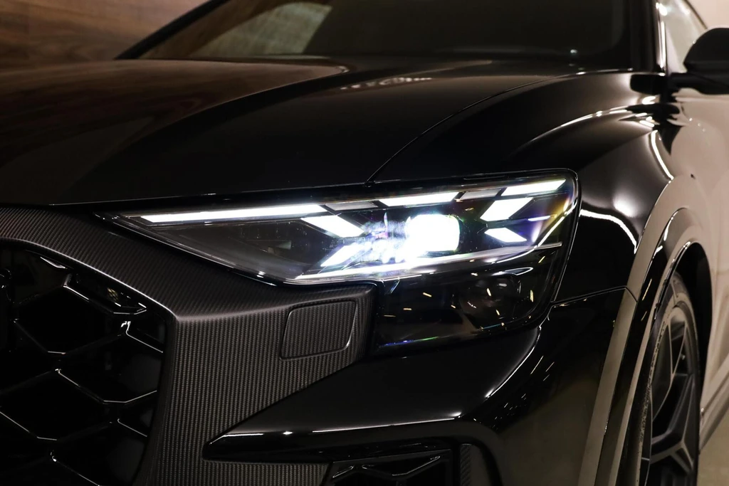 Audi RSQ8 – foto 31