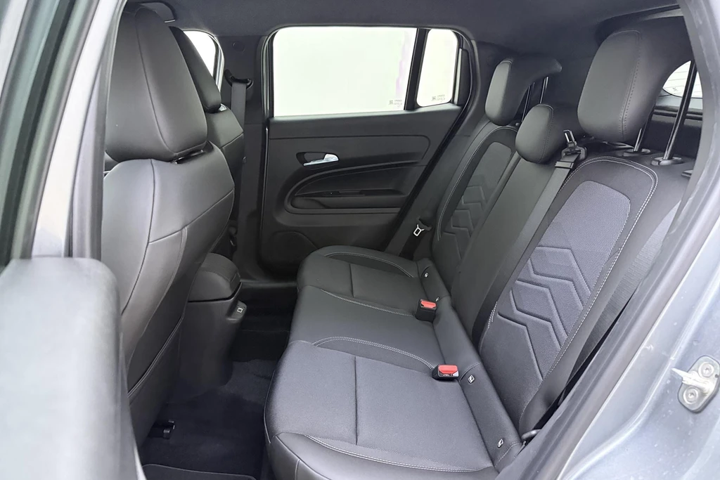 Jeep Avenger – foto 18
