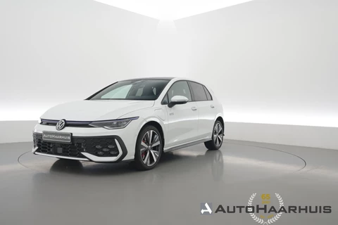 Volkswagen Golf 1.5 eHybrid GTE | 360cam | Adapt. Cruise | 18'' | IQ. Light | Stoel- Stuurverw. | Apple CarPlay