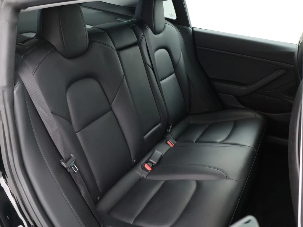 Tesla Model 3 – foto 12