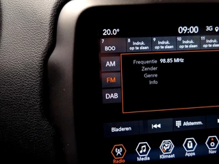 Jeep Renegade – thumbnail 19