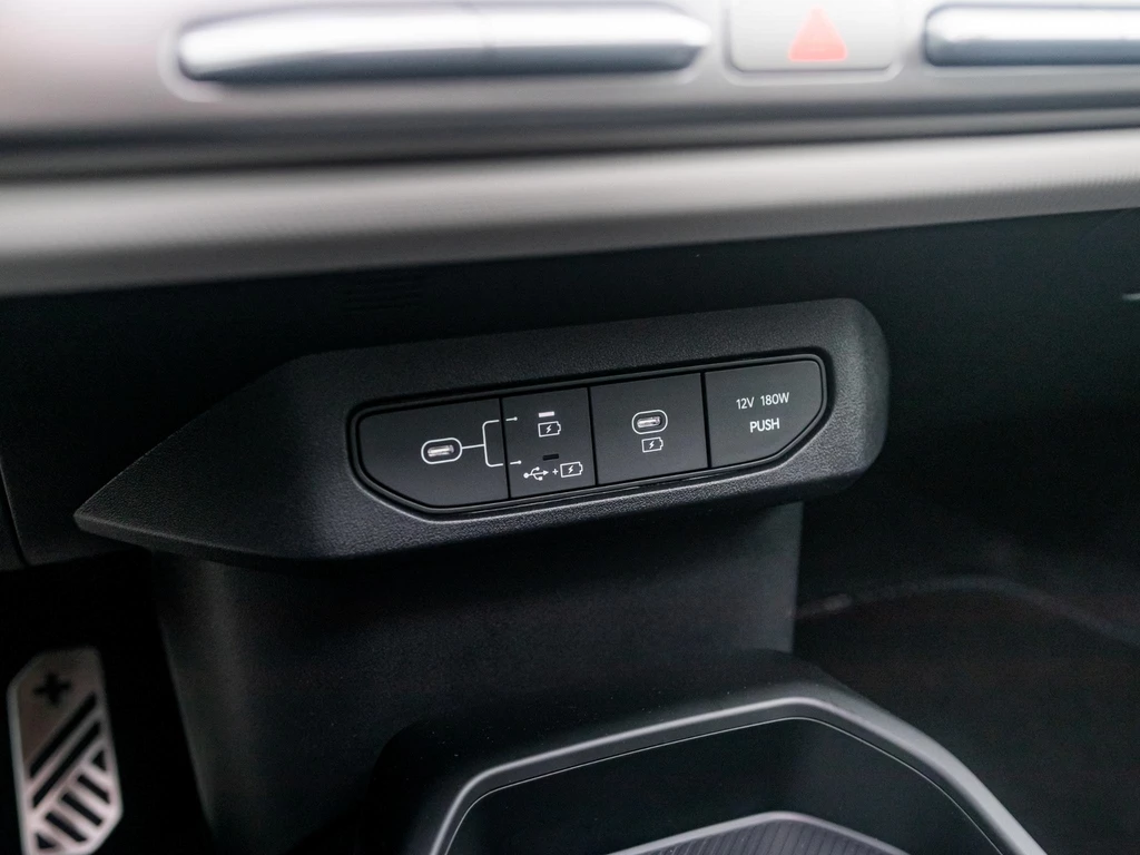 Kia EV4 – foto 25