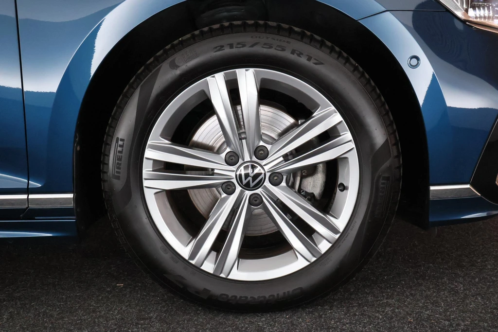 Volkswagen Passat – foto 52