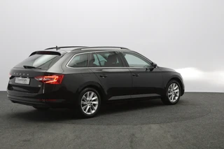 Škoda Superb – thumbnail 6