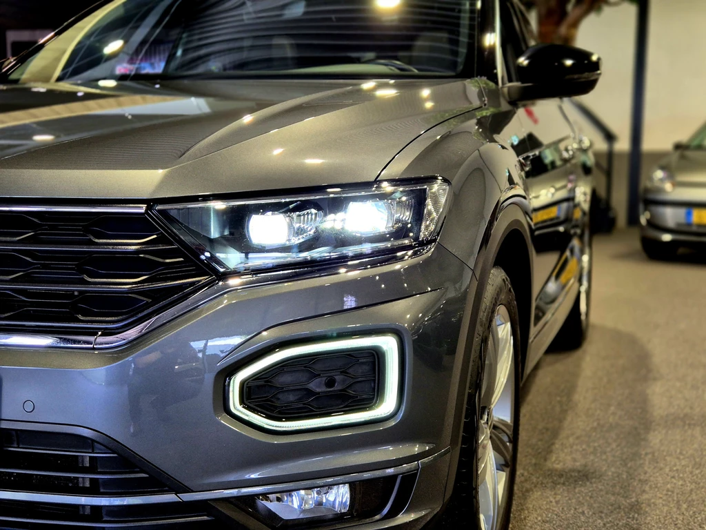 Volkswagen T-Roc – foto 2