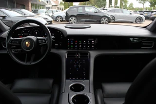 Porsche Taycan – thumbnail 10