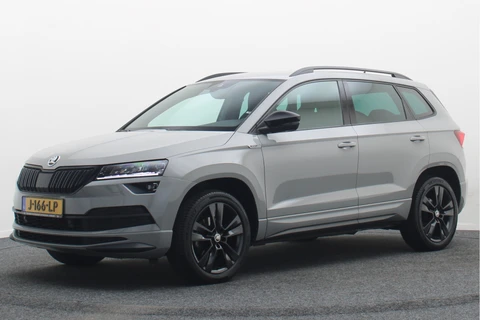 Škoda Karoq 1.5 TSI ACT Sportline Business Camera, Virtual Cockpit, Trekhaak, Canton Sound, Keyless, PDC