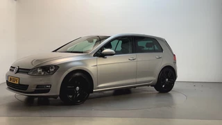 Volkswagen Golf – thumbnail 1