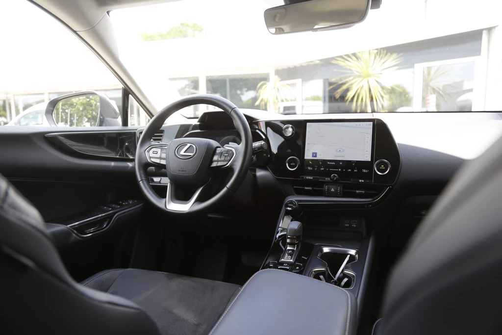 Lexus NX – foto 38