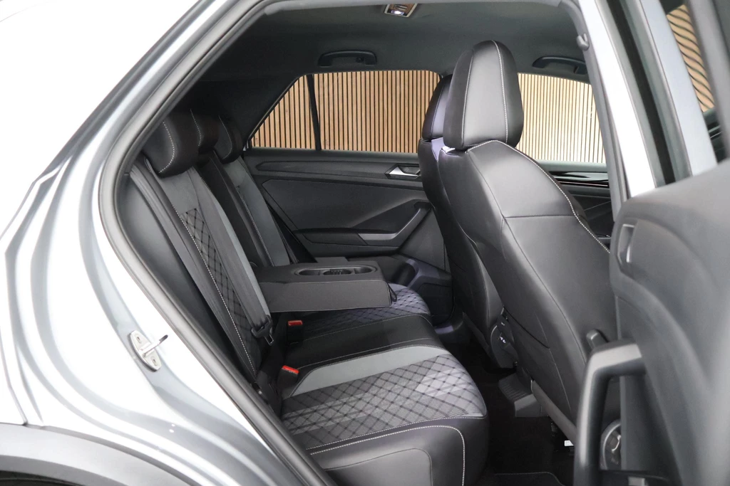 Volkswagen T-Roc – foto 12