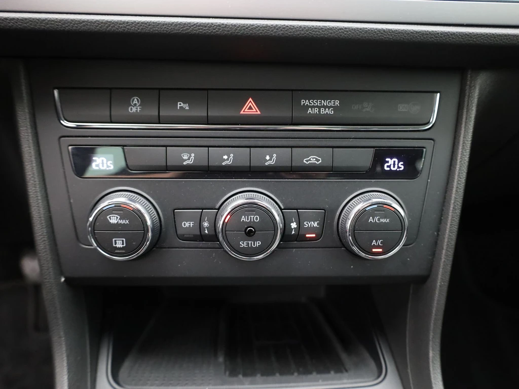 SEAT Leon – foto 34