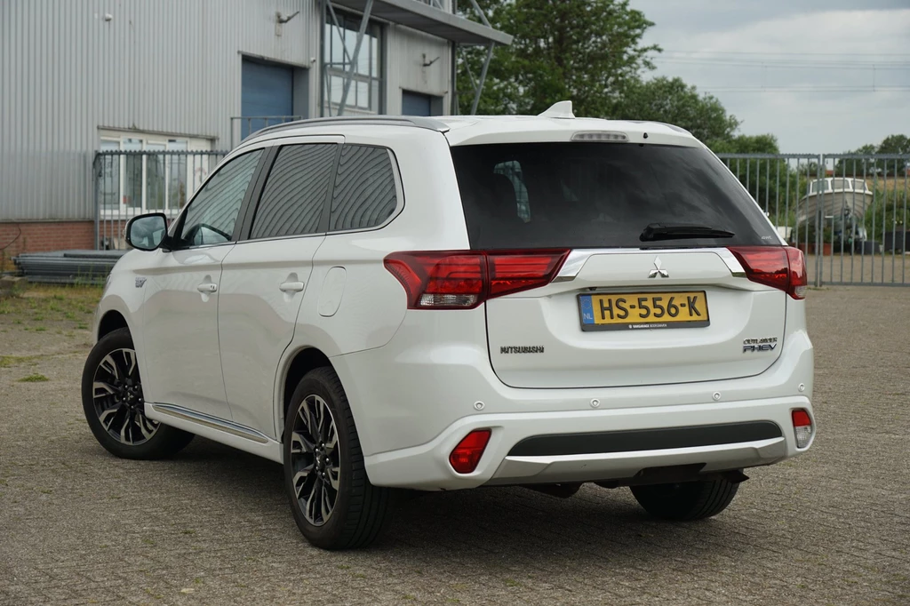 Mitsubishi Outlander – foto 3