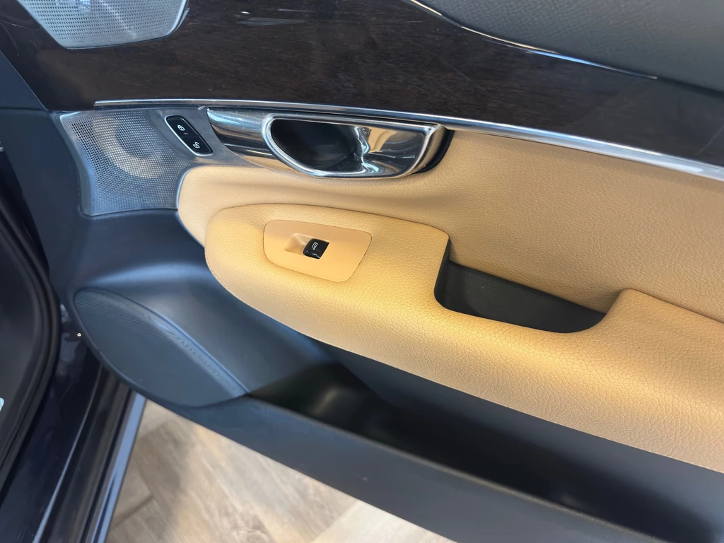 Volvo XC90 – foto 57