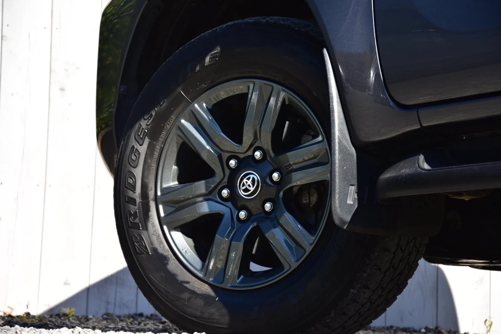 Toyota Hilux – foto 12
