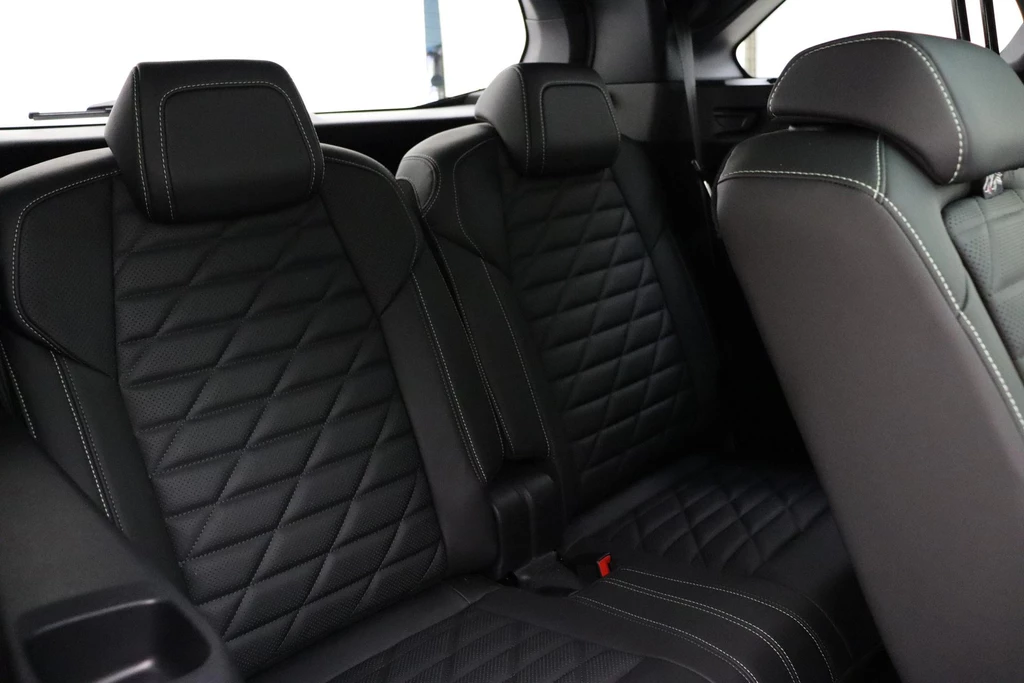 Peugeot e-5008 – foto 18