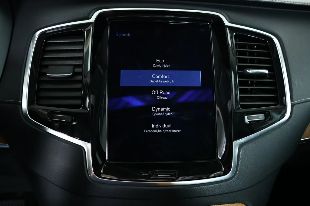 Volvo XC90 – foto 33