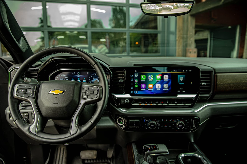 Chevrolet Silverado – foto 14